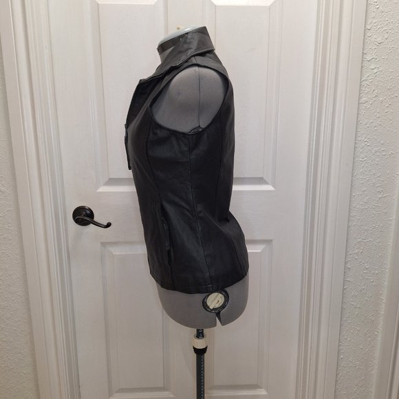 Reflections by Spiegel Vest - Picture 5 of 12